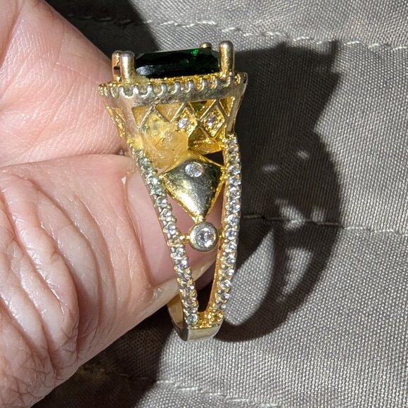Size 8 Sterling Silver 925 & Gold Accented Emerald Green Statement Ring 5223 - Picture 3 of 8